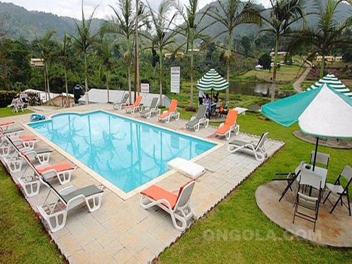 Piscine du Centre Touristique de Nkolandom