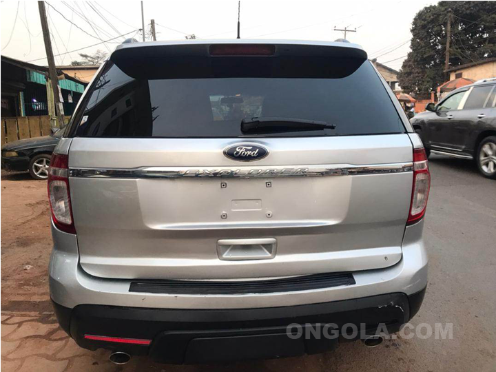 Ford Explorer à vendre – Yaoundé Cameroun