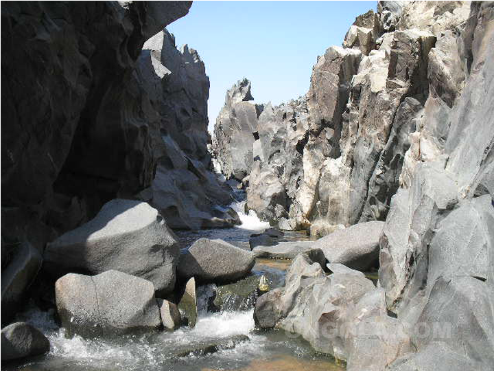 Les Gorges de Kola à Guider