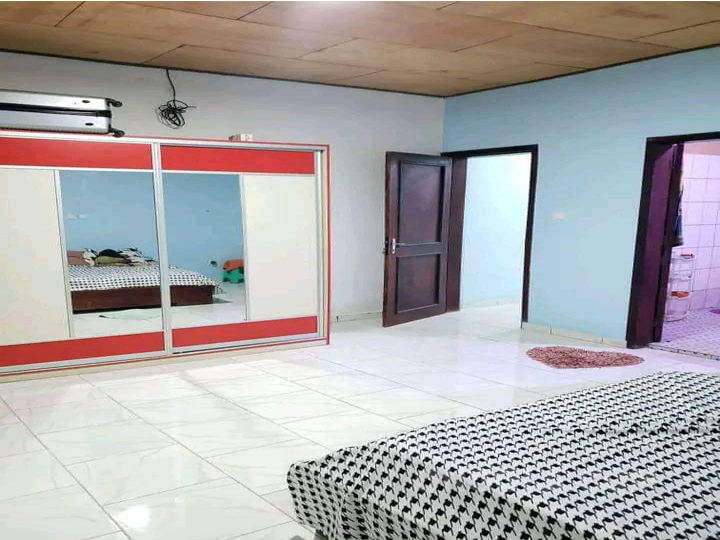 Villa à vendre – Odza Mehandan Yaoundé