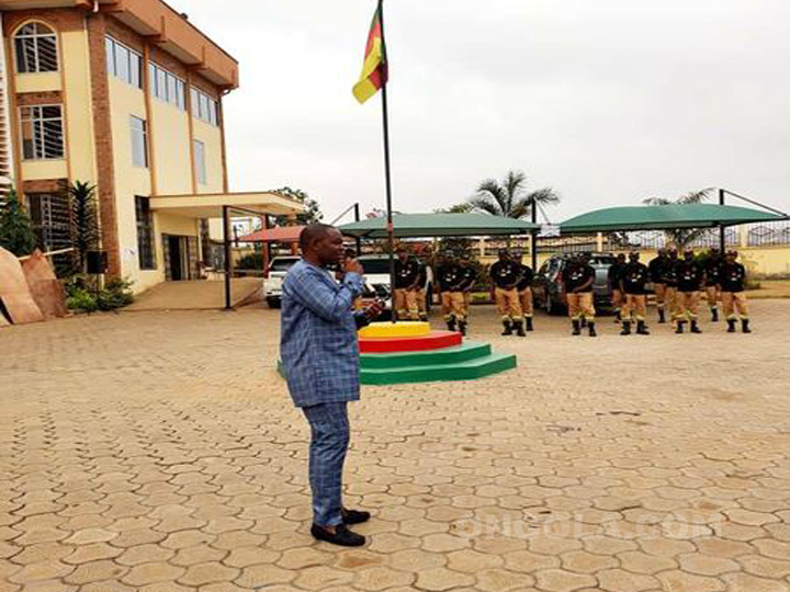 Levée des couleurs obligatoire à Yaoundé 6