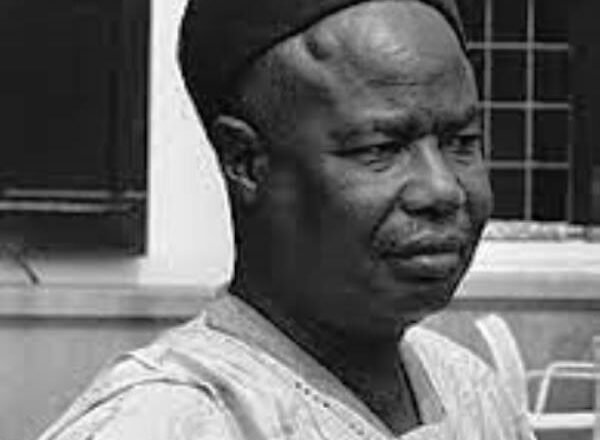 Discours de Démission du Président Ahmadou Ahidjo