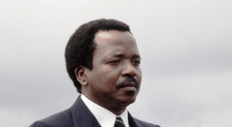 Le premier gouvernement de Paul Biya