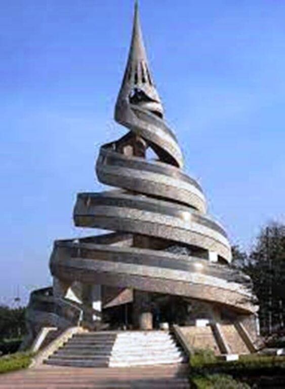 Le monument de la Réunification Yaoundé-Cameroun