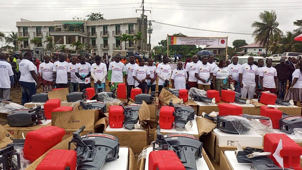 Important don aux pêcheurs et artisans de Kribi