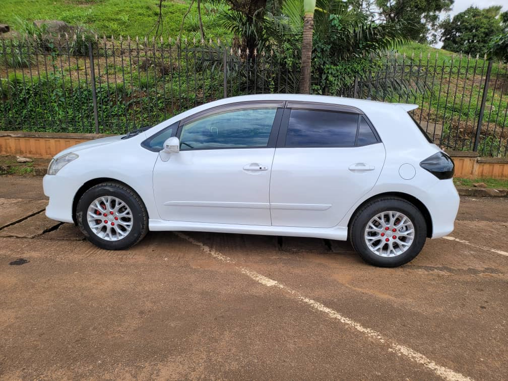 Toyota Blade - Année 2010 - Yaoundé