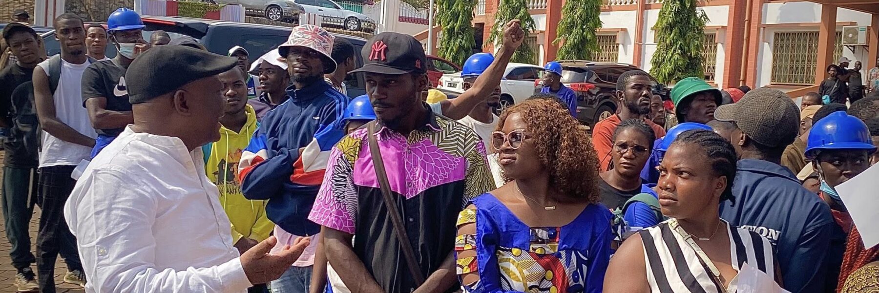 Les Cleaners de Yaoundé III reçoivent leur premier salaire