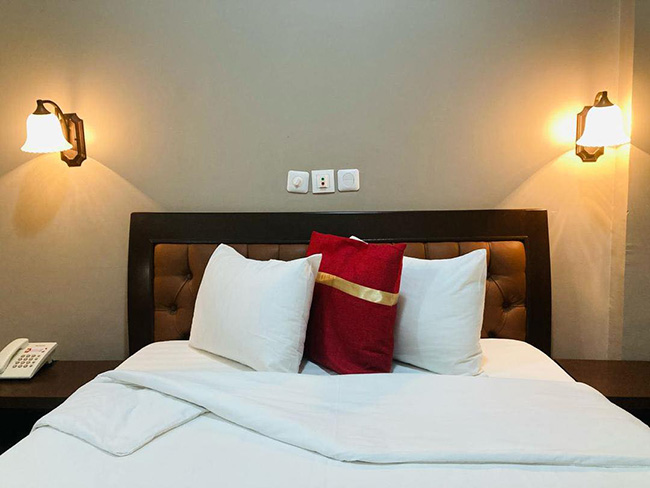 ISIS HOTEL ★★★ — Odza, Yaoundé